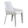 Italiaanse minimalistische witte zadelleer Armest -stoelen